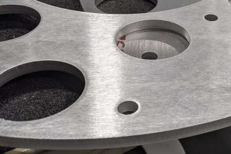 Hoge productiviteit 3000-30000 W Gantry Cnc-vezellasersnijmachine voor groot formaat