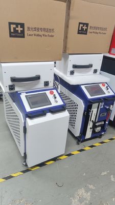 Raycus 1500W 2000W 3000W Handheld Laser Welding Machine met gebruikersvriendelijk besturingssysteem
