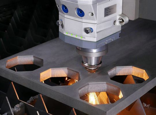 3kw 6kw Gantry Type Iron Plate Fiber Laser Cutting Machine met snij snelheid 0-100m/min