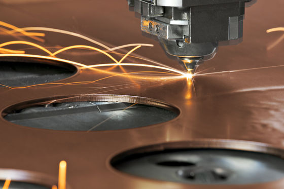 Raytools Laser Head Shanghai Raylaser 3015 Leading Standard Solution voor het snijden van metaal