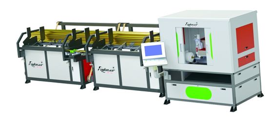 Fiberlasersnijmachine voor stalen buizen 1kw 2kw 3kw Met draaiend apparaat